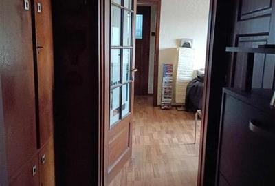 Piata Progresul - 3 camere - mobilat si utilat - 11