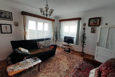 Casă individuală cu 4 camere în Someșeni