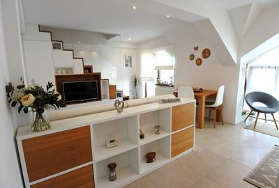 Duplex elegant într-un bloc tip vilă – 90 mp de confort, lumină și intimitate - 1