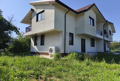 Casa noua la gata in Viile Noi, 4 camere, 3 bai, beci, 2 balcoane. - 2