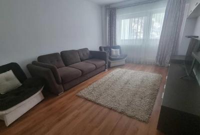 Apartament cu 3 camere decomandat, mobilat în Drumul Taberei