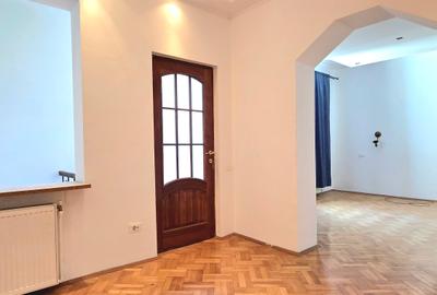 Armeneasca Casa singur curte/ 12 camere/ 325mp / It / Creatie/ - 17