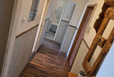 Vand in Dambul Pietros apt. 2 camere,et.4 , semidecomandat - 4