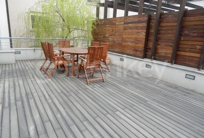 Apartament cu 4 camere semidecomandat în Dorobanți