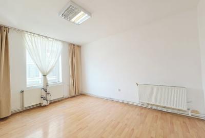 Apartament 4 camere 87 mp Centru- N. Balcescu etajul 1 - 3
