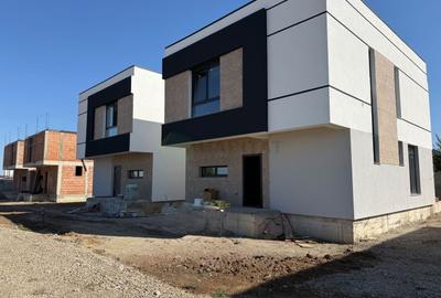 Casă individuală cu 4 camere în Tunari