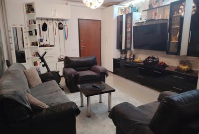2 camere transformat în 3 camere, 70 mp,  cu finisaje premium, etaj 1, parcare - 3