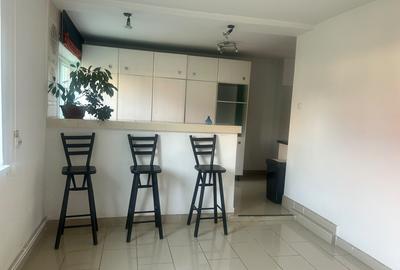 Casă P+1, 8 camere, singur în curte – ideală pentru sediu firmă - 4