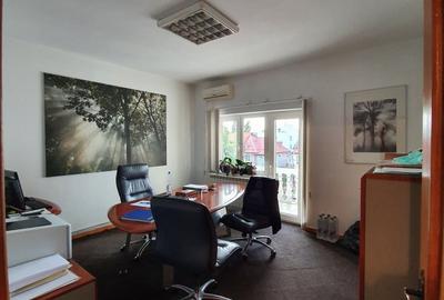 Inchiriere vila generoasa D+P+3 ideala sediu firma Cotroceni Elefterie metrou - 14