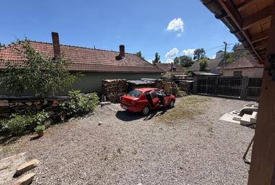 Casă de vanzare 6 camere 220 m² utili cu 376 M² teren la șosea - 28