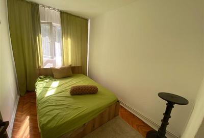 Apartament 3 camere , 2 dormitoare , centrala proprie , zona Take Ionescu - 1