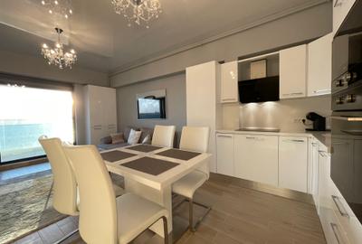 Statiunea Mamaia--Centru, apartament deosebit cu vedere frontala spre lac - 9