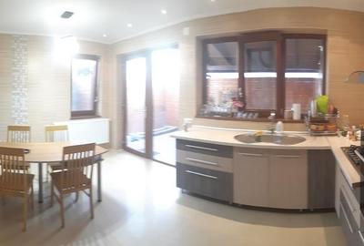 Vila 7 camere zona Capitol. Ideal locuit/Birouri - 8