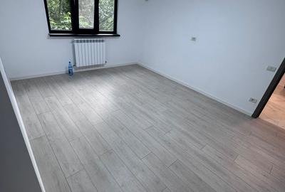 Apartament cu 2 camere semidecomandat în Poarta 6