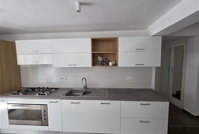 Vila cu piscina - Pipera - 5 camere - 3 bai - 218mp - 900mp teren - 9