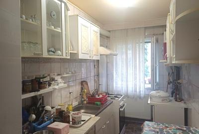 Apartament 4 camere 85 mp utili etaj 1 si pivnita in zona Vasile Aron - 11