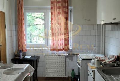 Apartament 3 Camer,Etaj 2 -Mosilor-Fainari-COMISION 0 - 3