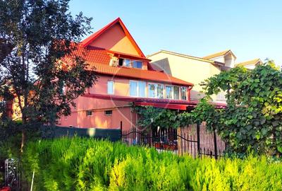 Hotel / Pensiune cu 30 camere de vânzare în Costinesti in zona Central - 1