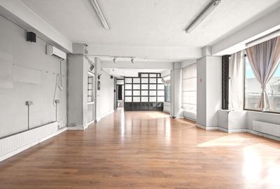 Spațiu comercial, de 94.00 mp, în Gara de Nord
