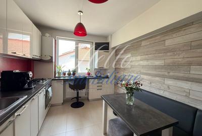 Apartament cu 3 camere în Andrei Mureșanu