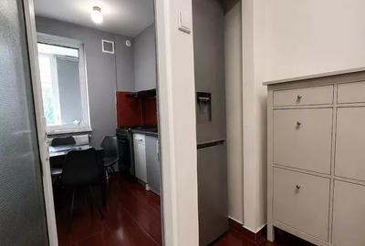 Apartament cu 2 camere semidecomandat, mobilat în Gara de Nord