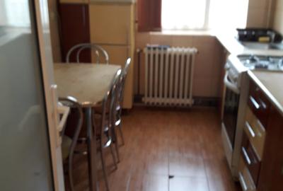 INCHIRIEZ APARTAMENT CU 4 CAMERE PENTRU PRETENTIOSI - 3