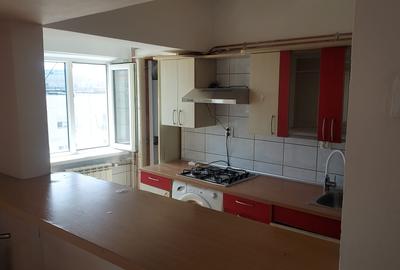 Bd Unirii Rond Alba Iulia - garsoniera dubla, 50 mp, centrala proprie, 430 euro - 6