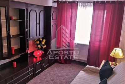 Garsonieră semidecomandată, mobilată în Complex Studențesc