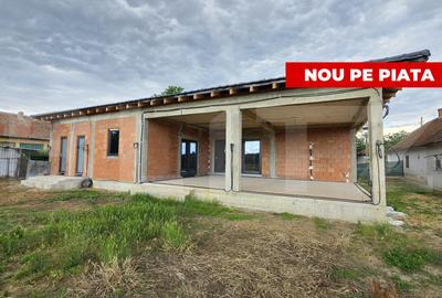 Casă individuală cu 5 camere în Urseni