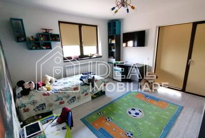 Casa moderna cu 4 camere, La  CHEIE in Poplaca - 7
