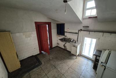 Mansarda 174,85 mp - Universitate - comision 0% - 10