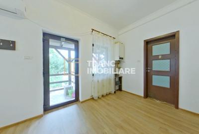Casa de închiriat în Parneava / Curte spațioasă și confort - 6