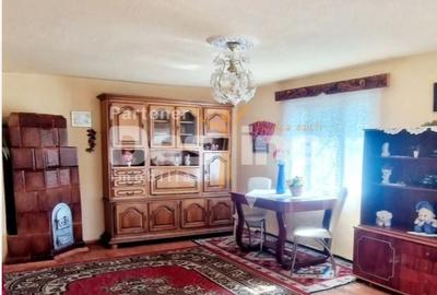 VAND CASA IN LOCALITATEA VALEA DOFTANEI - 5