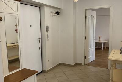 Universitate, ap 2 cam. bloc 1980, recent renovat,atent amenajat, 90m de metrou - 8