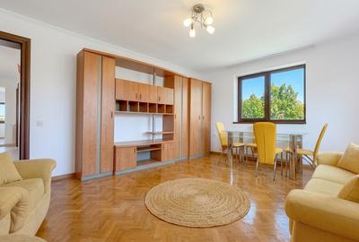 Duplex cu 3 camere în Florilor