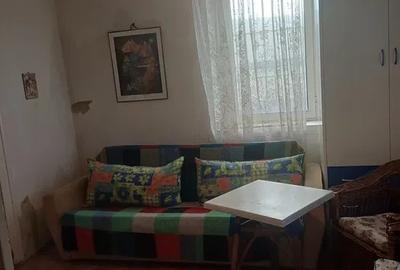 Apartament 2 camere liber la vanzare zona Patria - 1