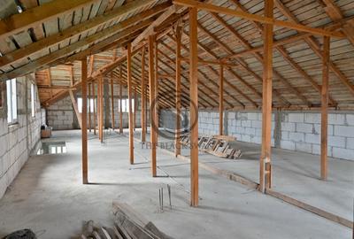 Casa cu 4 camere de vanzare | La Gri | Targsoru Vechi | Comision 0% - 12