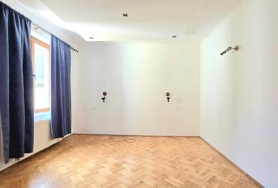 Armeneasca Casa singur curte/ 12 camere/ 325mp / It / Creatie/ - 14