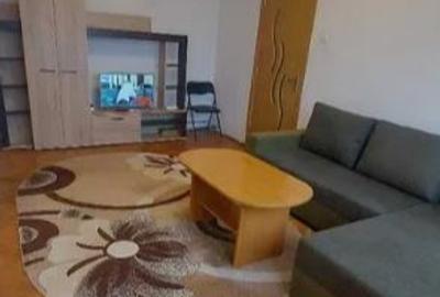 Apartament cu 2 camere semidecomandat în Baba Novac