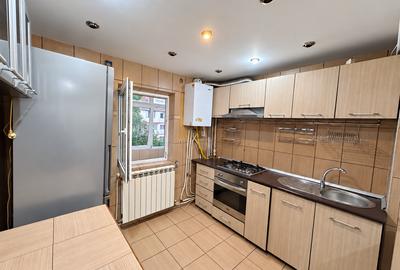 Apartament decomandat  - 2 camere - 2 balcoane -Zona Săvenilor – Tudor V. - 7