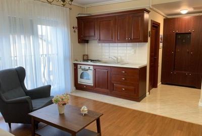Apartament cu 3 camere decomandat, mobilat în Otopeni