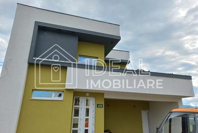 Casă individuală cu 4 camere în Șura Mare