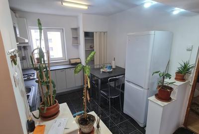 Apartament 3 camere, 2 bai,decomandat, 78 mp, etaj intemediar, parcare, Calvaria - 6