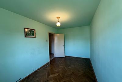 Apartament cu 2 camere semidecomandat în Gojdu