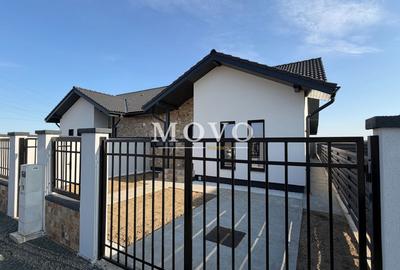 Duplex cu 4 camere în Moșnița Nouă