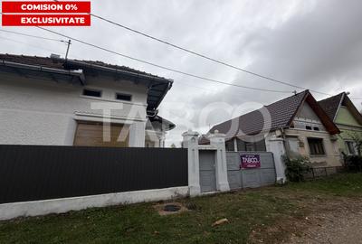 Casa cu potential de investite 8 camere 392 mpu teren 5724 m Gura Vaii - 1