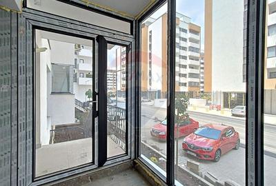 Vanzare Spatiu Comercial Parter, Terasa 63mp | M. Berceni la 9 minute - 16