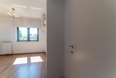 Banu Manta, penthouse pretabil birouri, terasa 45 mp! - 13