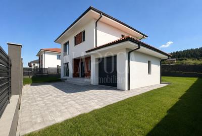 Casa 5 camere de vanzare in Chinteni - 2