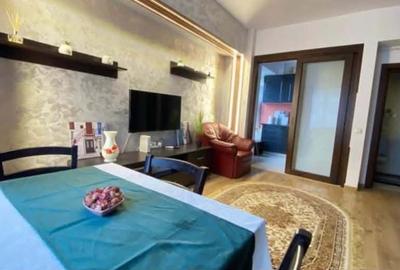Apartament PENTHOUSE, 3 camere, 2 bai,  etajul 9/10, zona Centru-Palas Mall - 1